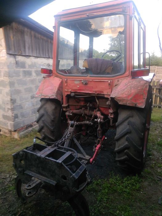 Продам МТЗ- 82 8200$ з захватом 9400$ .