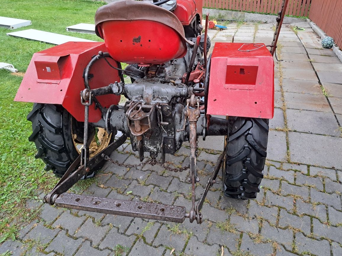 Sprzedam traktor