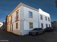 Magnífica e espaçosa Casa Típica V5 no Coração de Faro, São Pedro, vis