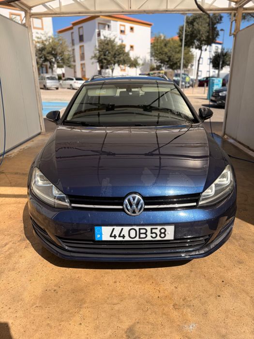 *Volkswagen Golf Variant 1.6 TDI*