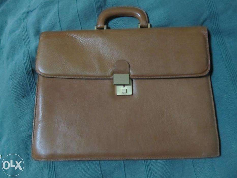 Портфель кожаный новый Европа.