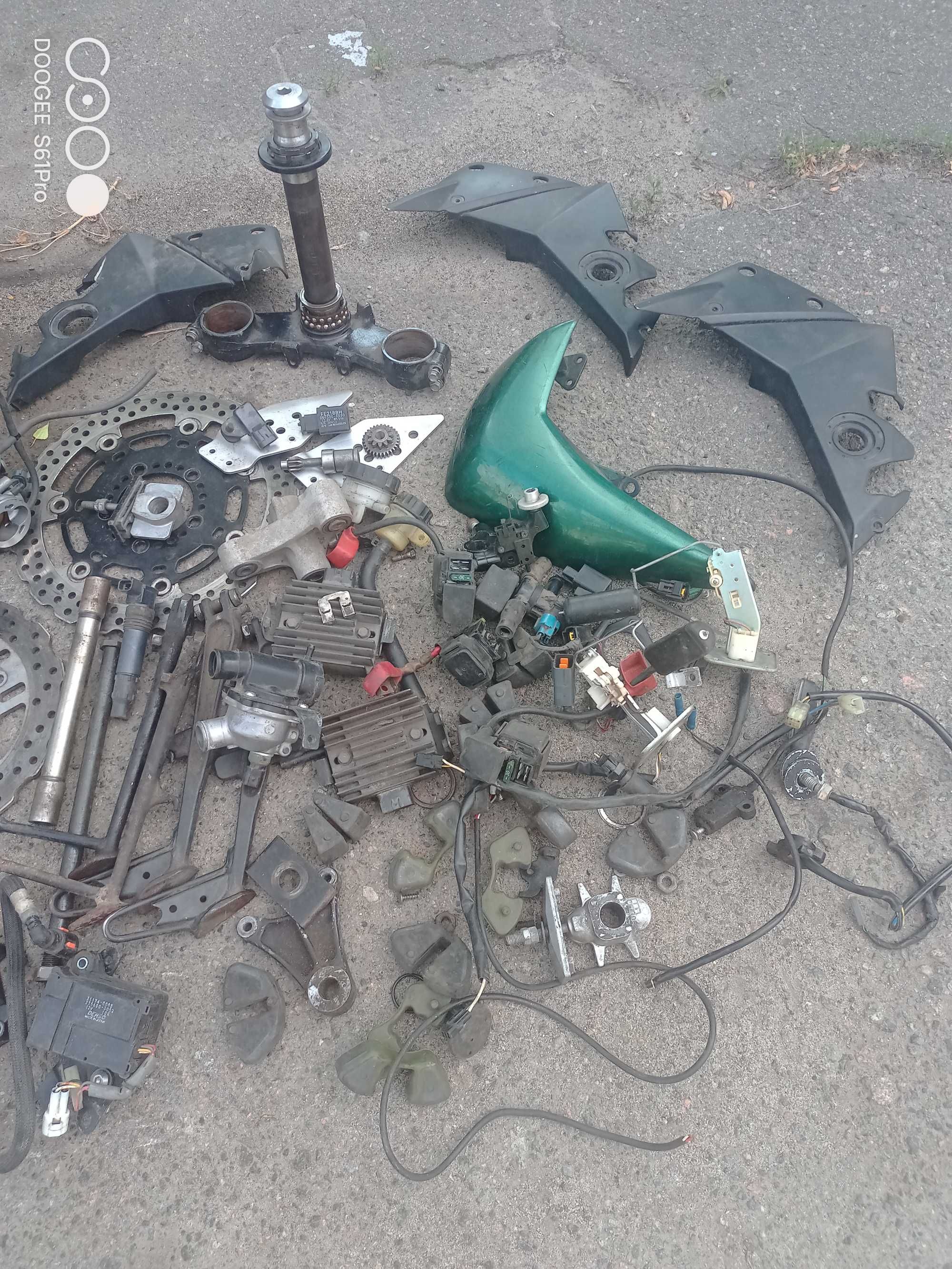 Запчисти kawasaki z 750 кавасаки