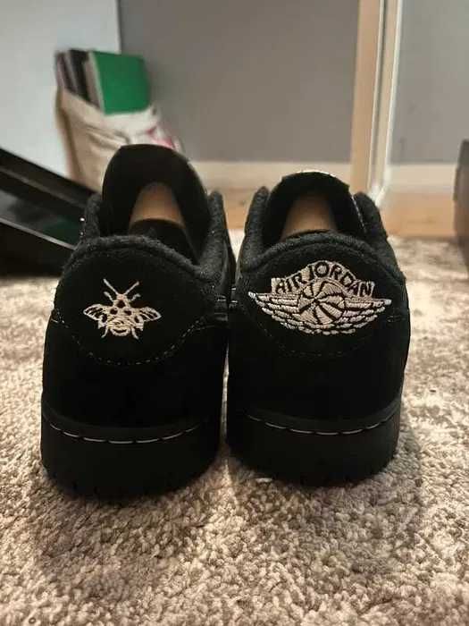 "Buty koszykówki" Jordan_1_Retro_Low_OG_SP_Travis_Scott_Black_R.42