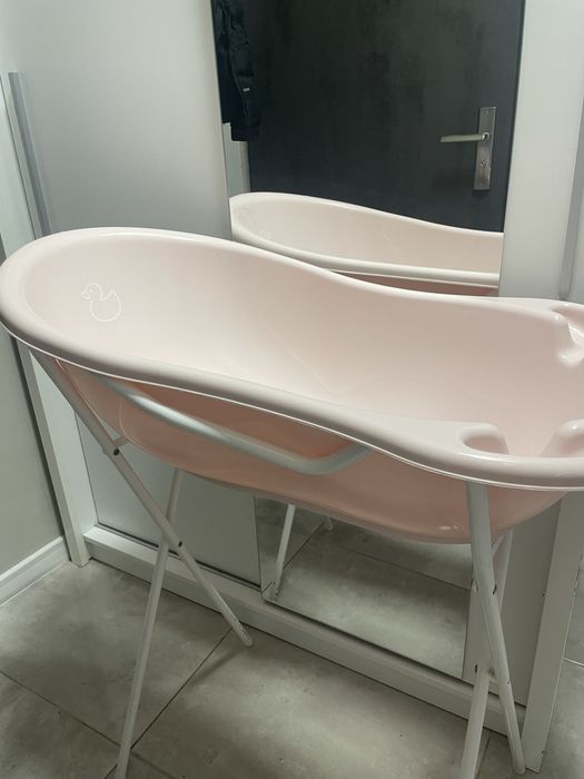 Wanienka ze stelażem