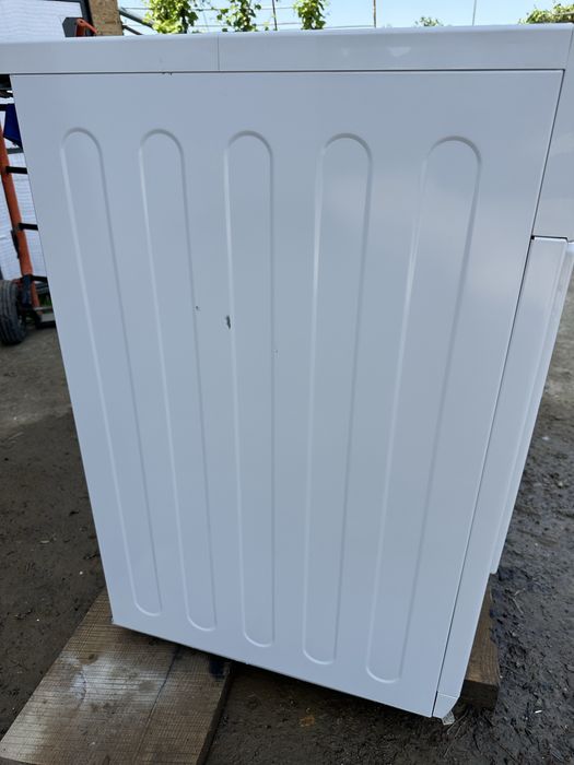 Сушарка сушильна машина LG Model RC8001A