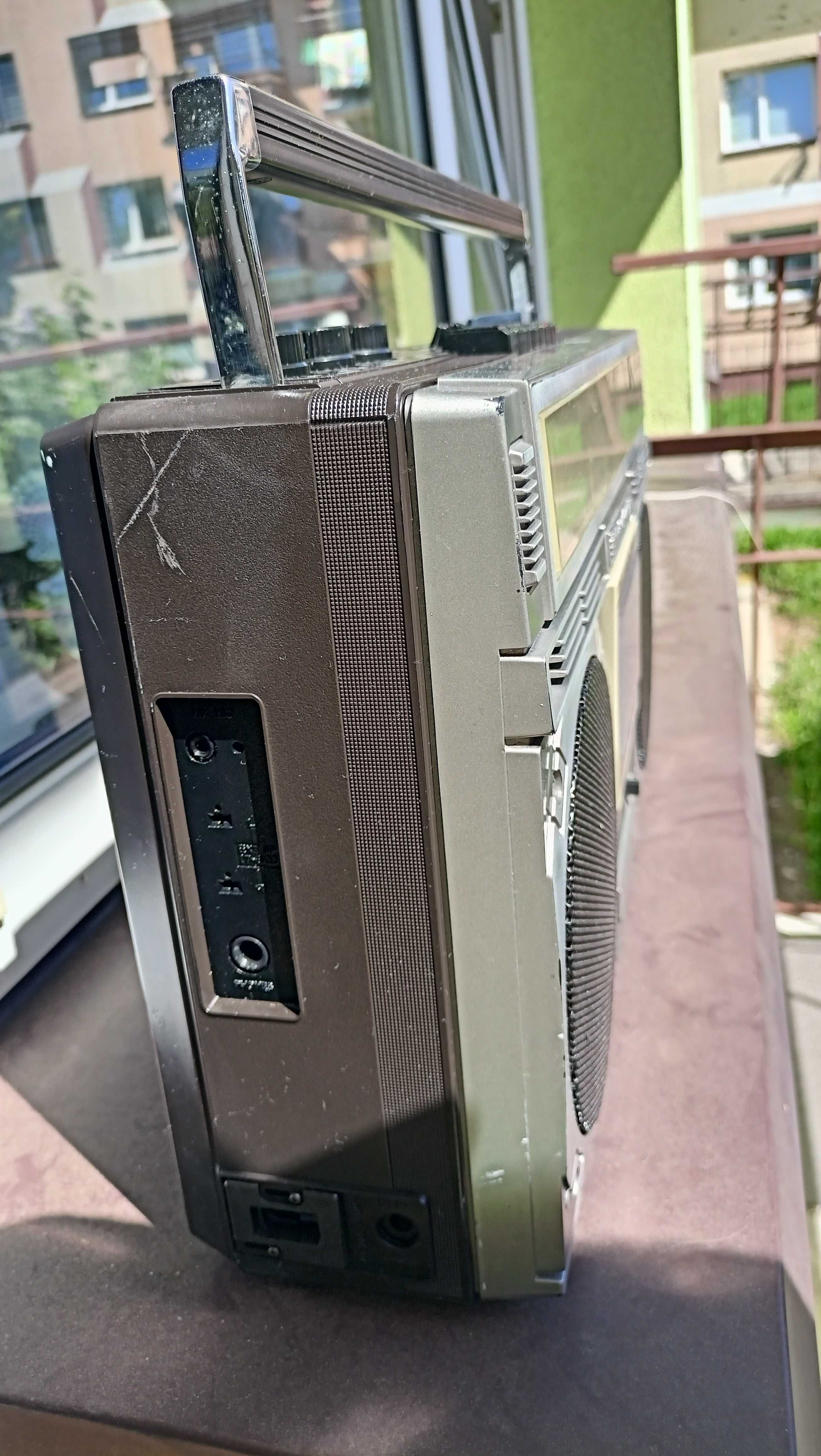 Radiomagnetofon Sharp