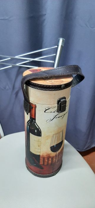 Тубус для подарочного спиртного.