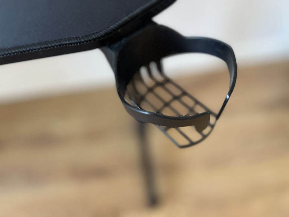 Biurko gamingowe Ultradesk FRAG (Czarne)