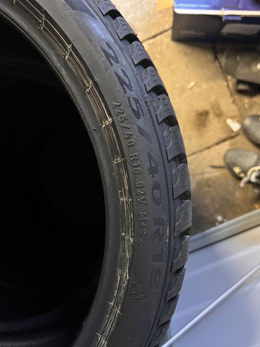 Pirelli Powergy Winter 225/40/18 zimowe opony