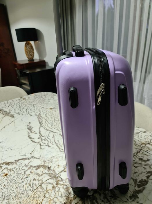 Walizka kabinowa Solier