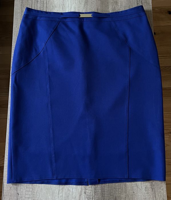 Granatowa spódnica z podszewką