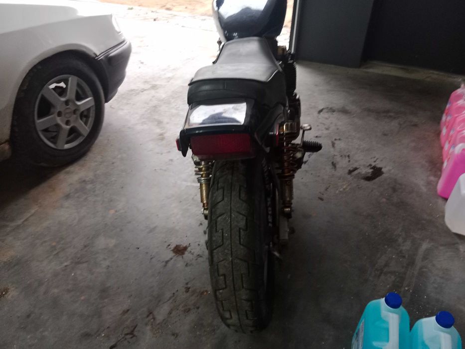 Yamaha yx600 yx 600 silnik lagi gaźniki koło bak felga tarcza części