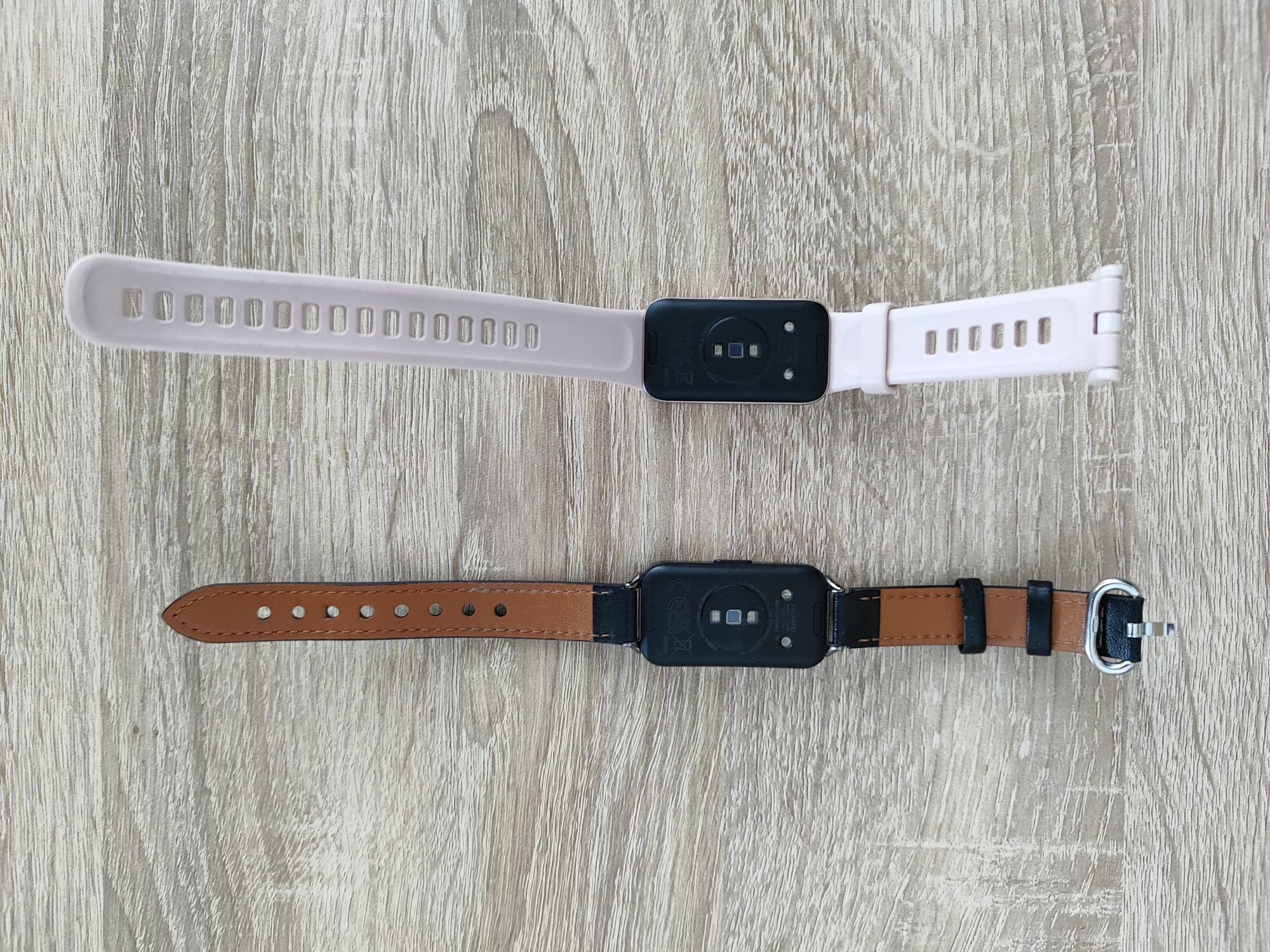 Huawei Band 8 - różowy / czarny