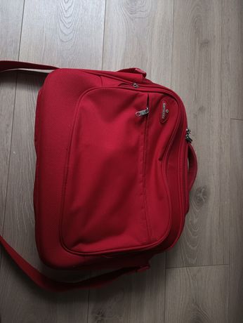 Czerwona torba na laptopa Samsonite