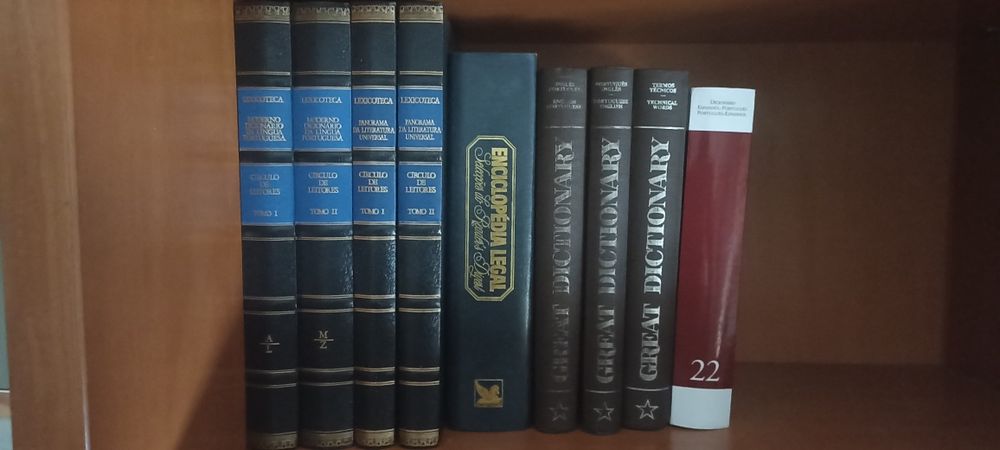 9 livros ,bom estado
