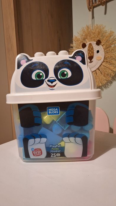 Mega Bloks Pojemnik z klockami Panda 1+ 25el