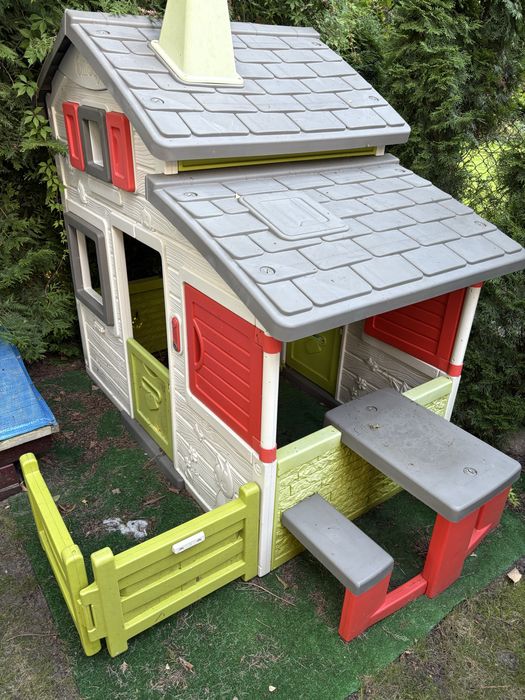 Domek ogrodowy zjezdzalnia trampolina