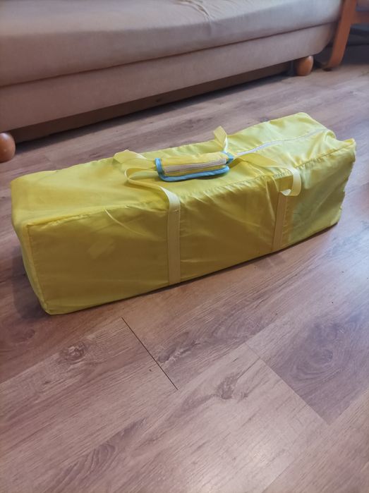 Łóżeczko turystyczne