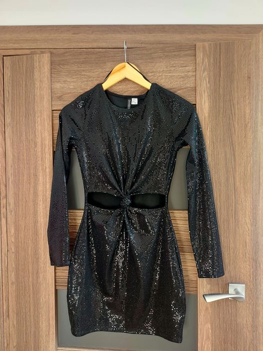 Sukienka krótka czarna cekinowa błyszcząca H&M 36 S sylwester