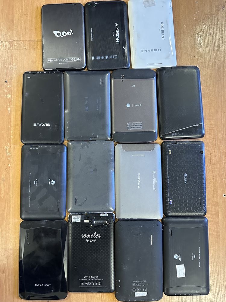 Планшеты на запчасти ZTE,Assistant.