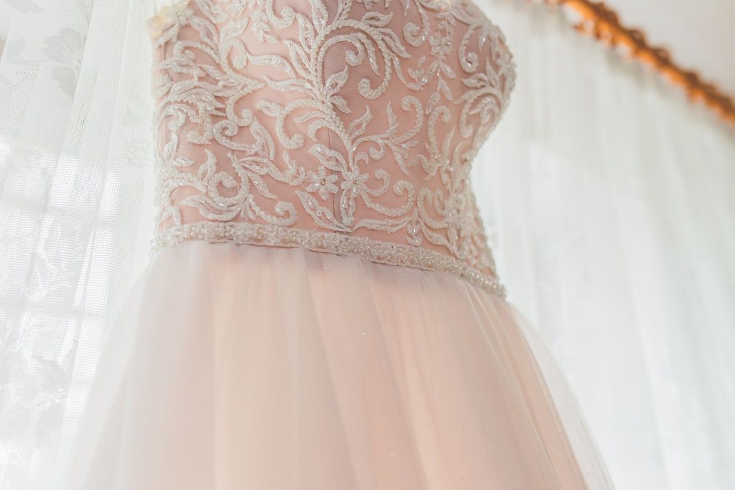 Suknia ślubna różowa