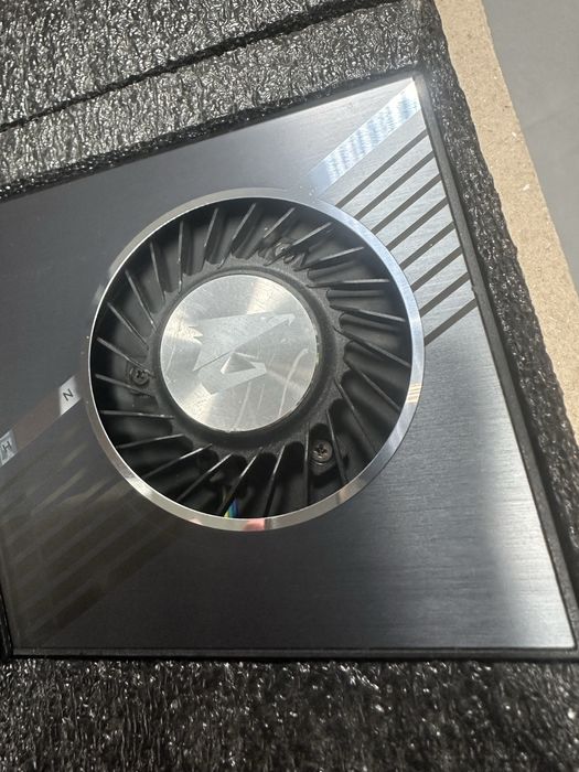 Адаптер Gigabyte AORUS Gen4 AIC Adaptor (GC-4XM2G4)