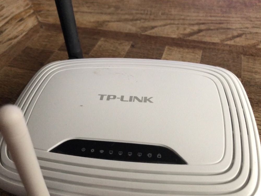 Router TP-Link oraz Netgear