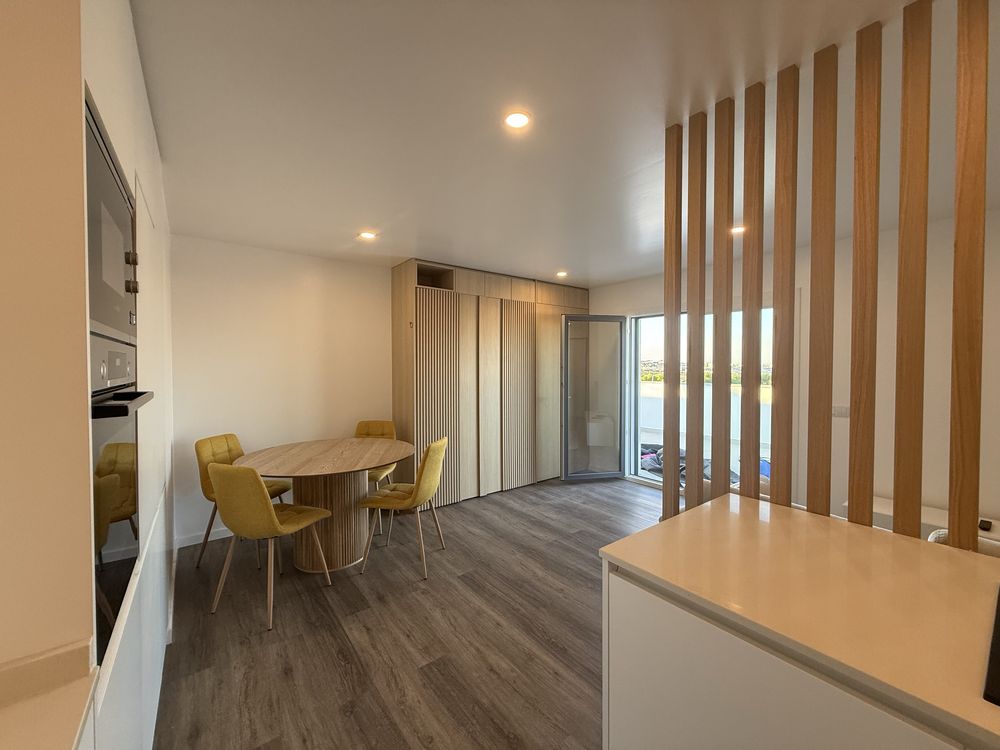 Estudio T0 com terraço