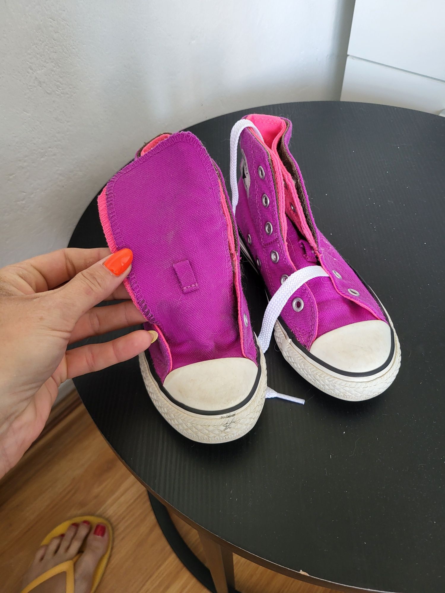Dziecięce Converse dziewczynka rozm 31 neonowe kolory