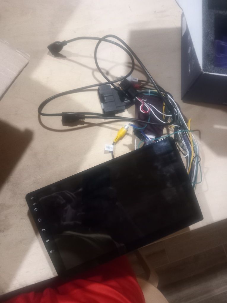 Radio android de 9 polegadas 2g+32g