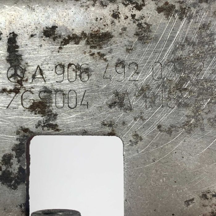 Кронштейн кріплення вихлопної труби на Мерседес Спрінтер W 906