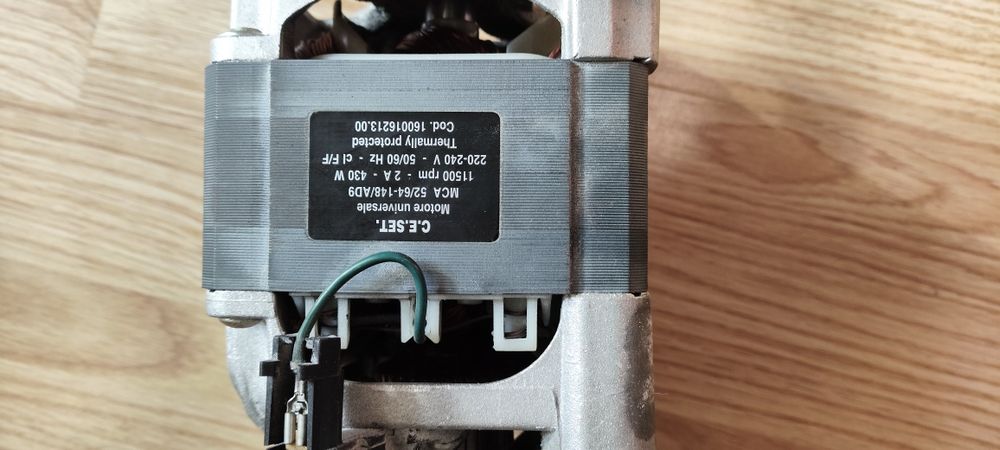 Эл.двигатель стиральной машины indesit