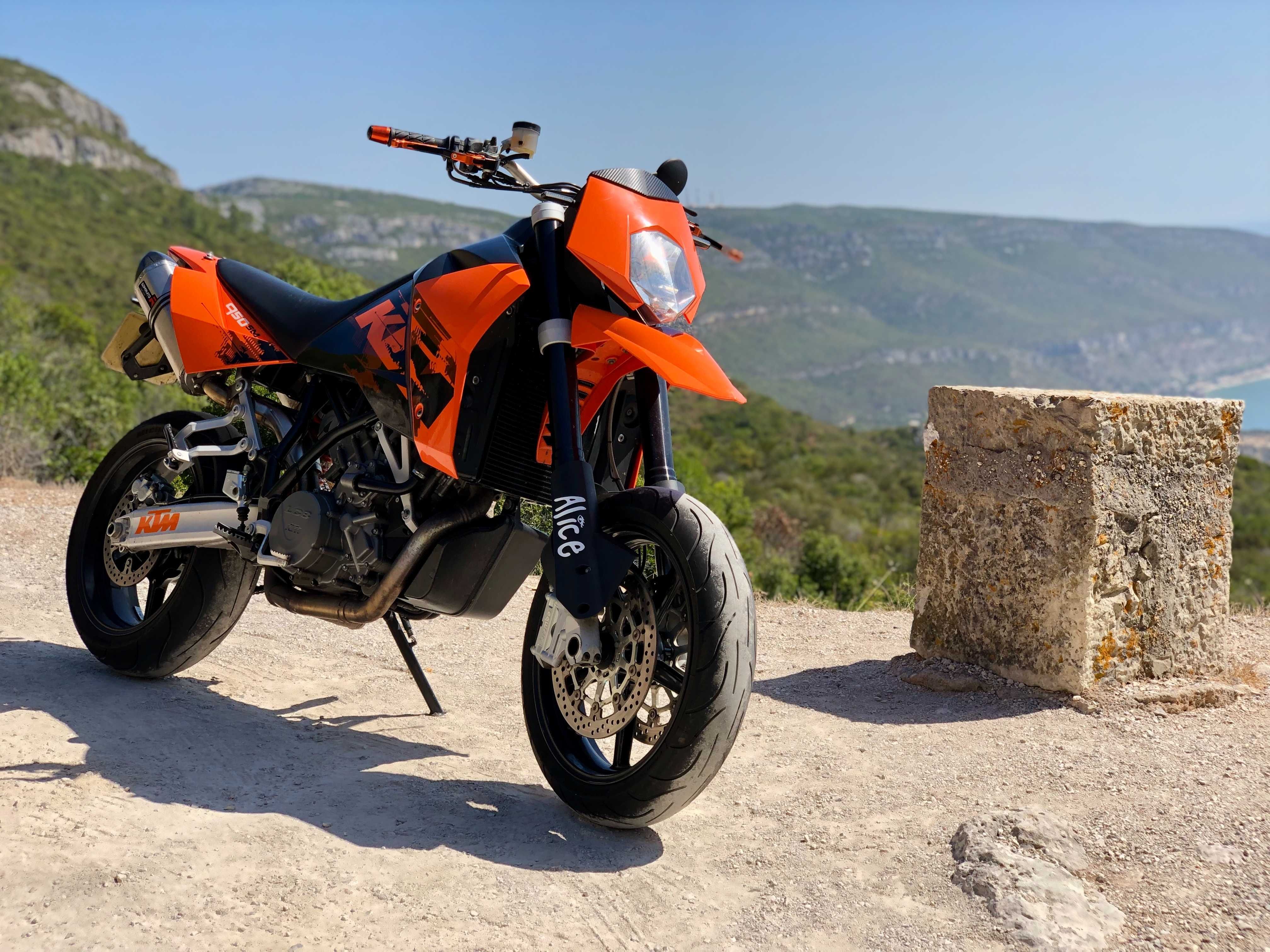 KTM 950 Supermoto