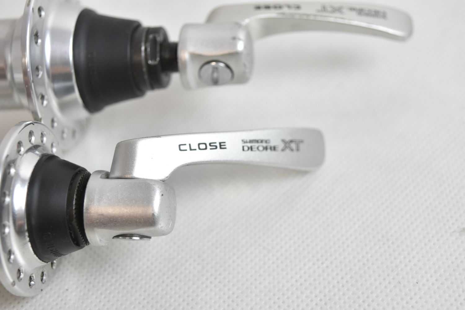 piasty SHIMANO DEORE XT m737 ! 32ot. 135mm ! bdb stan !