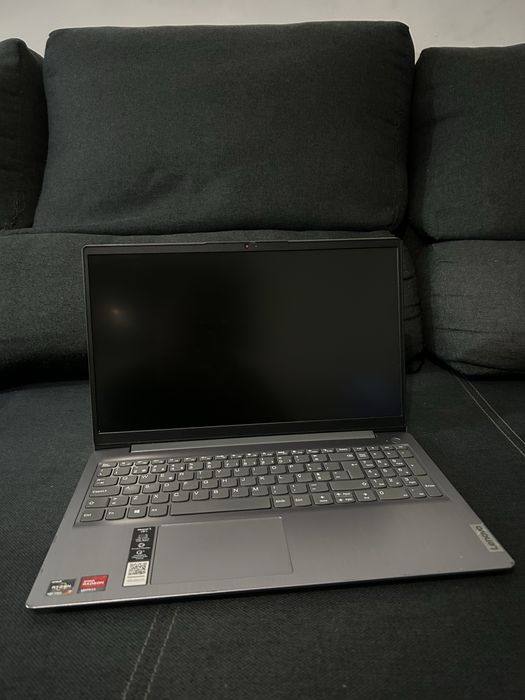 Portátil LENOVO IdeaPad 3 15ALC6 – Excelente estado