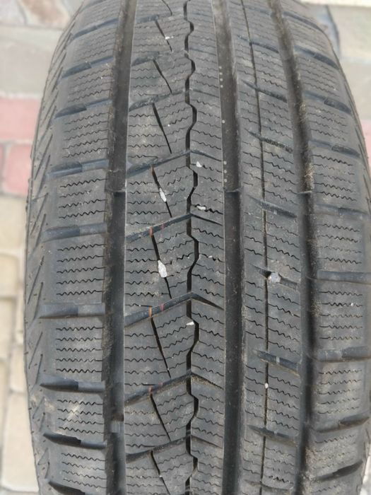 Продам комплект зимових шин Grenlander (195/55/R16)