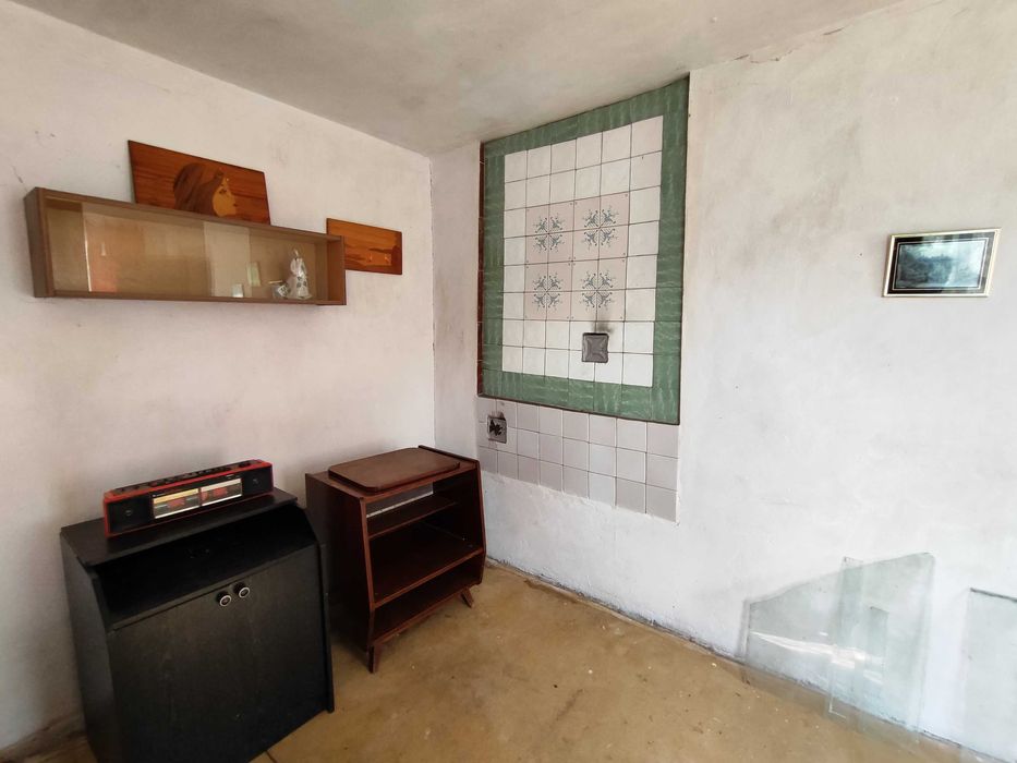 Дачний будинок з земельною ділянкою