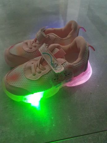Buty sportowe dla dziewczynki Elza, świecące