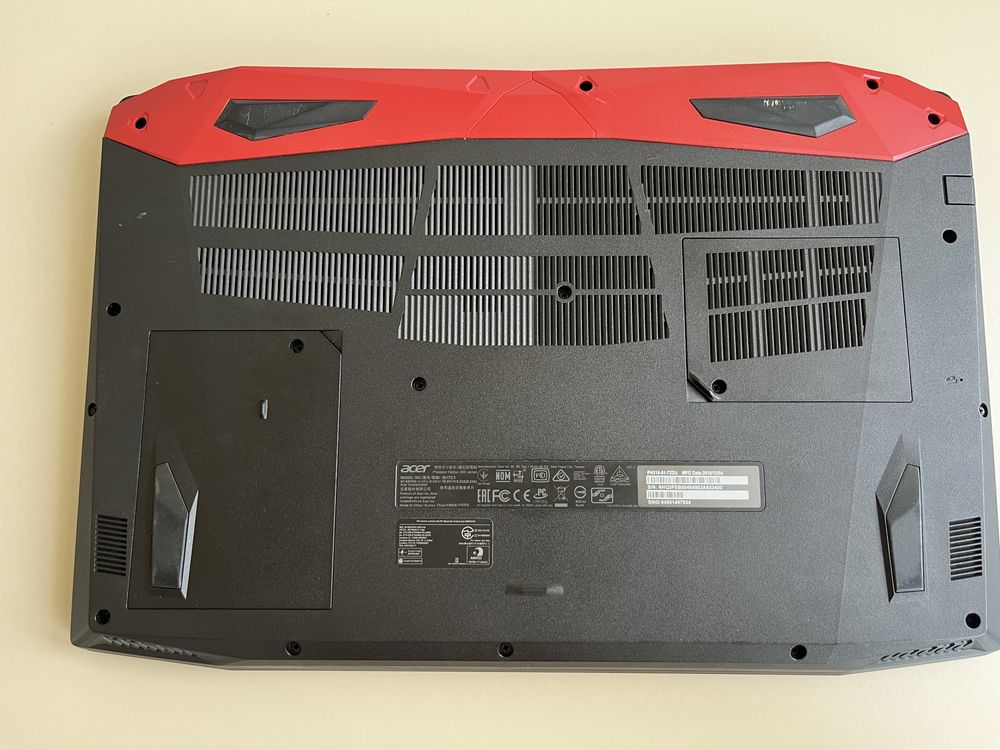 Acer Predator Helios 300 (Portátil Gaming)
