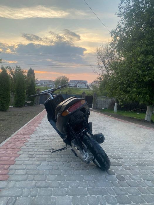 Продам скутер Aprilia sr 50