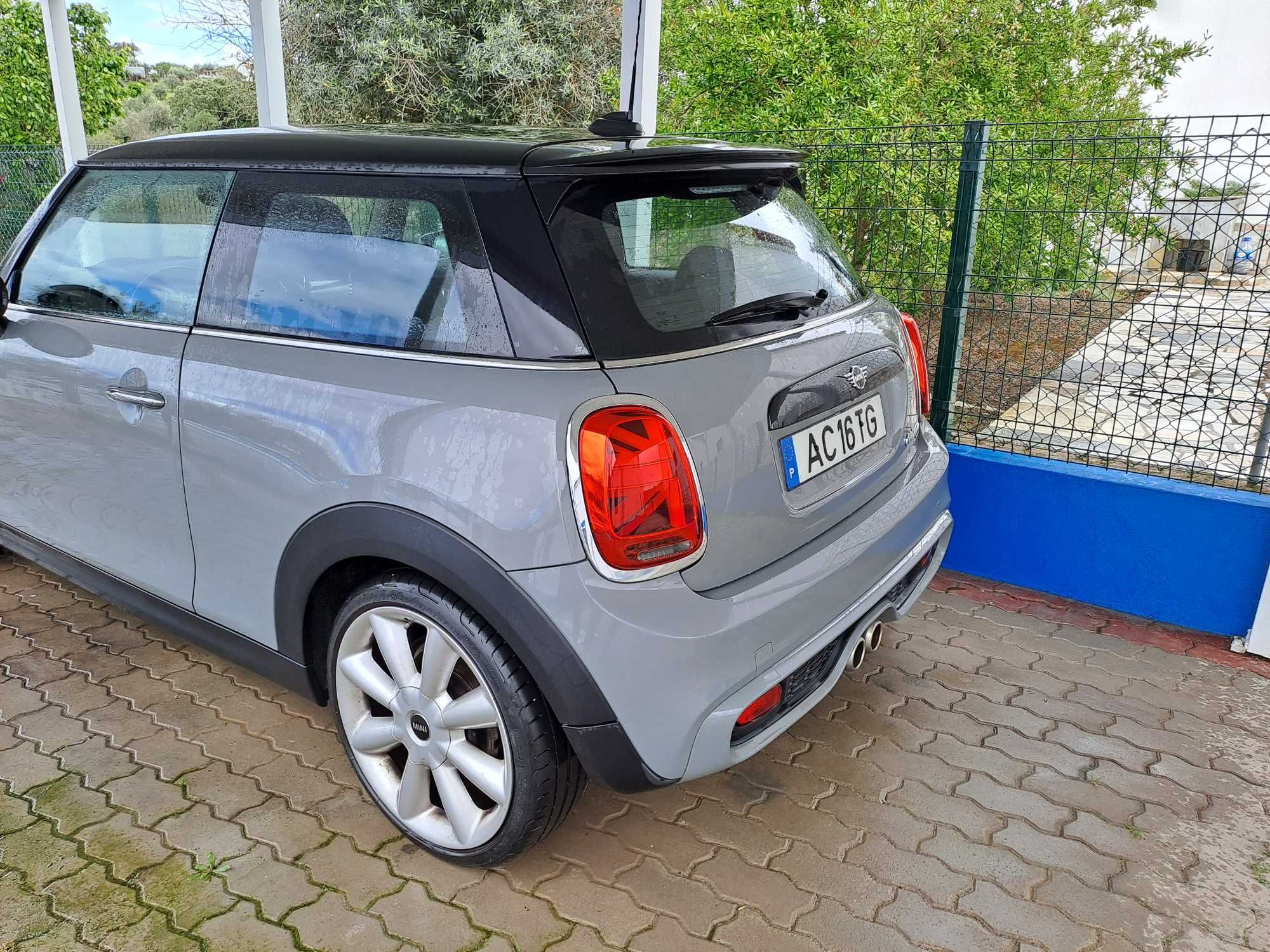 Mini Cooper S imaculado