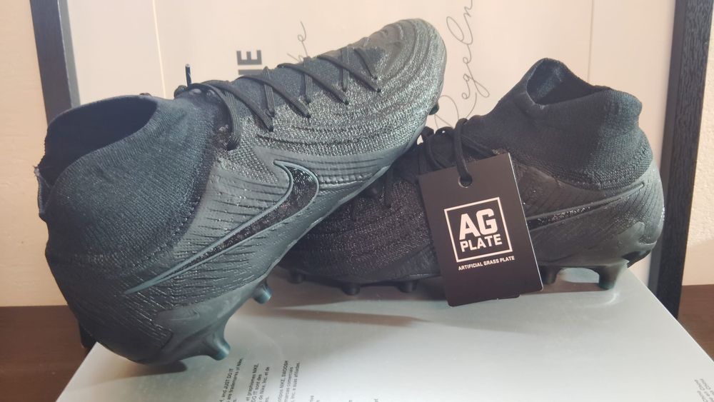 Nowe Buty piłkarskie profy Nike PHANTOM LUNA II ELITE AG r. 40.5 orlik