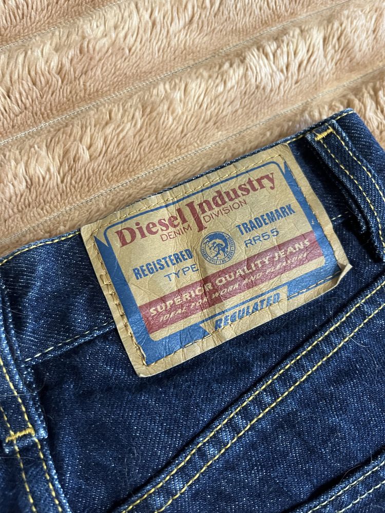 Прямі джинси Diesel з високою талією