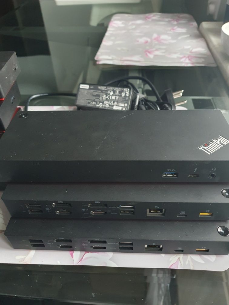 Mam do sprzedania 7 szt stacji dokujących Lenowo ThinkPad