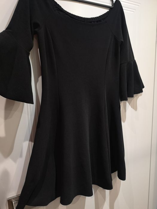 Sukienka Stradivarius L