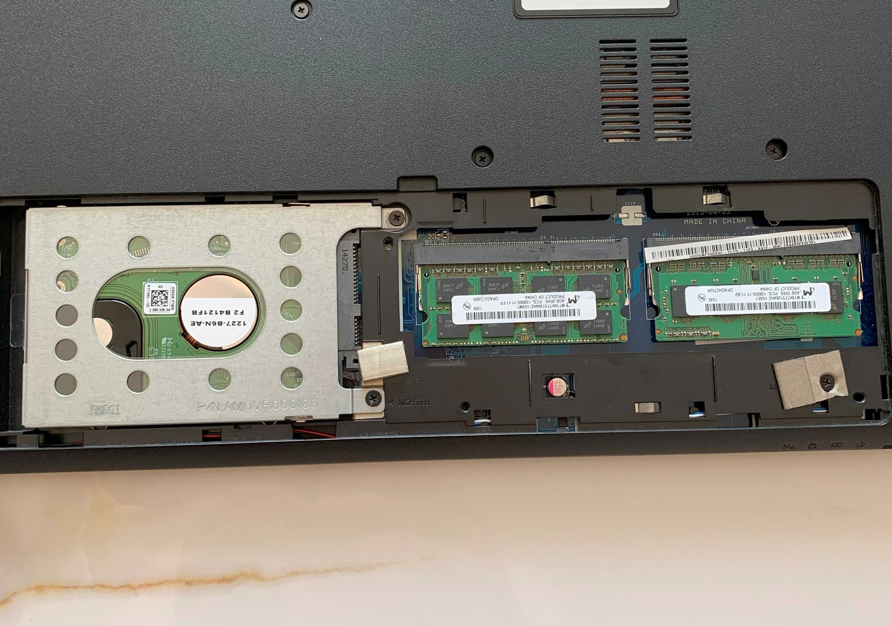 Acer Aspire V5-561 ( i5-4th ) korpusu z płytą główną [ na części ]