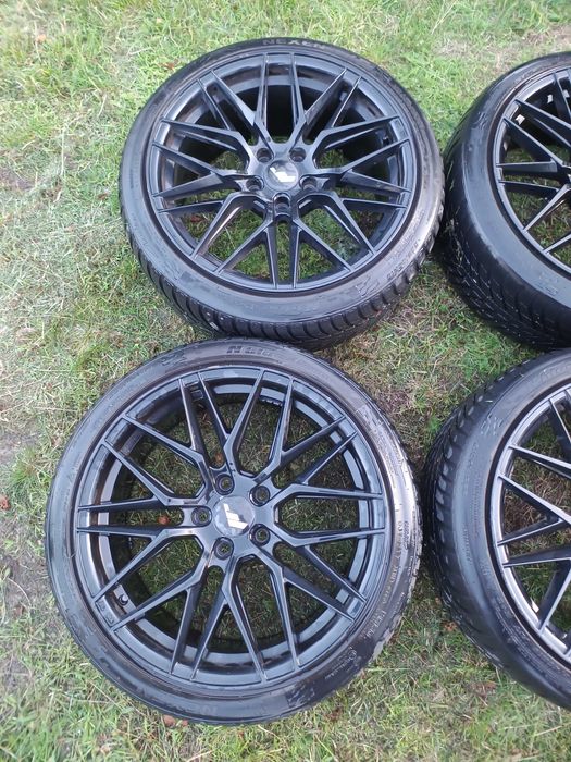 Japan Racing 28 R18 8.5J ET45 5x112