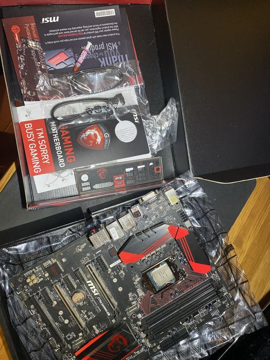 Intel i7 7700k (4.2Ghz) Quad Core com MSI Z170A Gaming M5