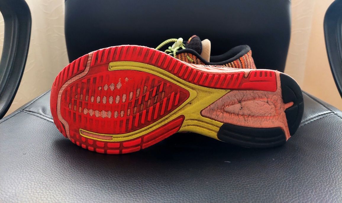 Кросівки Asics оригінал