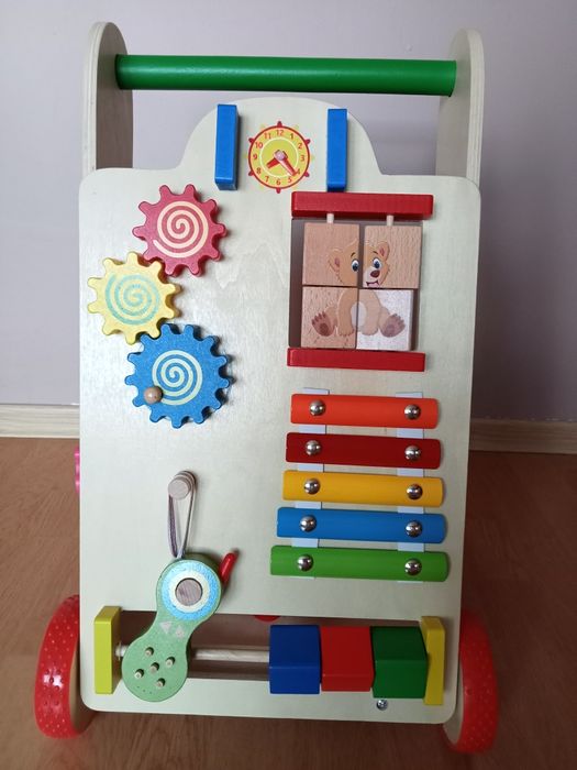 Drewniany chodzik pchacz jeździk sorter